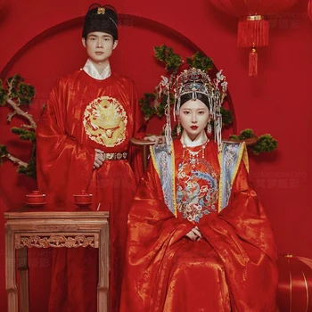 Ming Dünastia Punane Pruut Peigmees Pulmas Hanfu Set Paari Lovers' Fotograafia Draama Cosplay Kostüüm Traditsiooniline Hiina Varustus